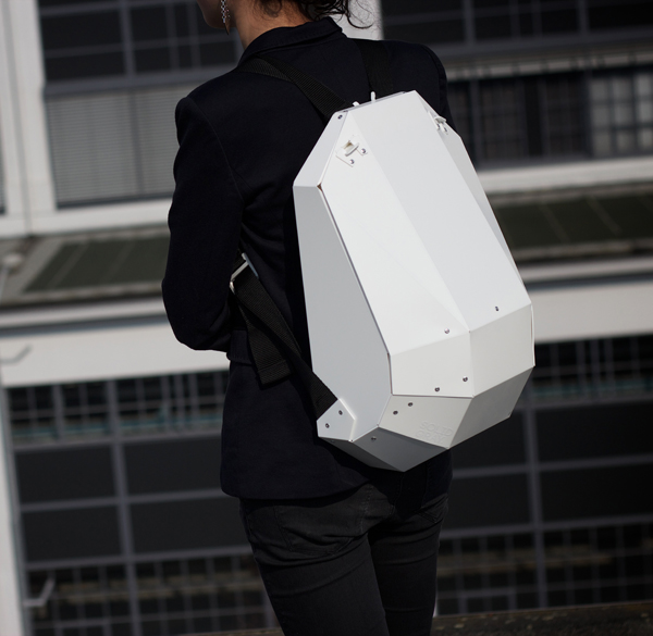 This Parisian Brand is Building The World's First Tech-Adjacent, Modular  Women's Tote Bag - Yanko Design