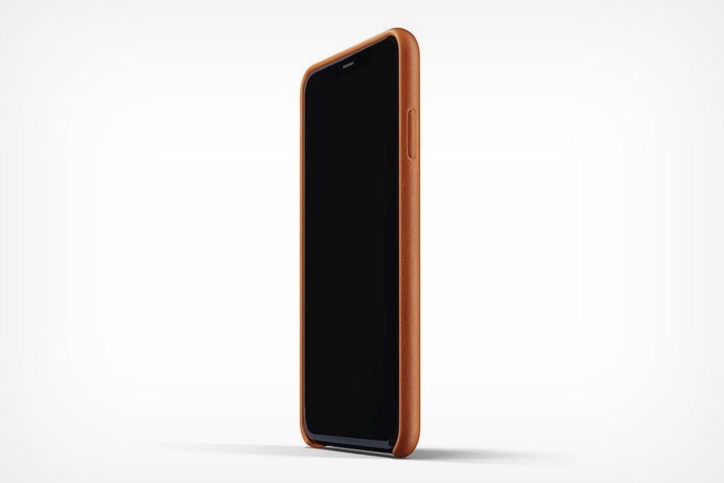 Mujjo's Leather iPhone XS Max Case Is Better Than Apple's