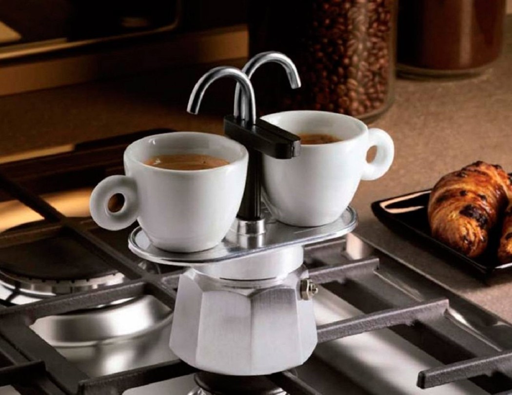 Van streek Uil boom The creators of the Moka Pot have a cute stove-top espresso dispenser too!  - Yanko Design