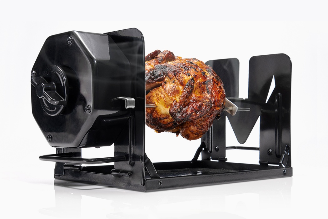 This fully mechanical rotisserie machine fits right into your oven