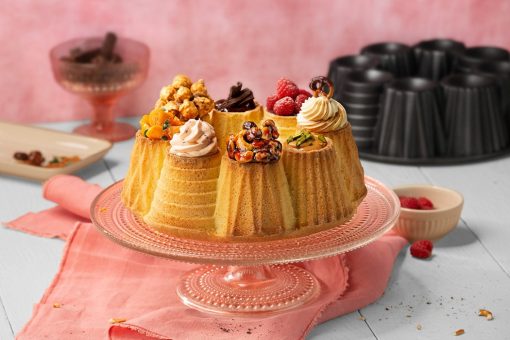 https://www.yankodesign.com/images/design_news/2020/06/this-geometric-bundt-cake-mold-makes-design-taste-delicious/t_and_t_cake_mold_1-510x340.jpg