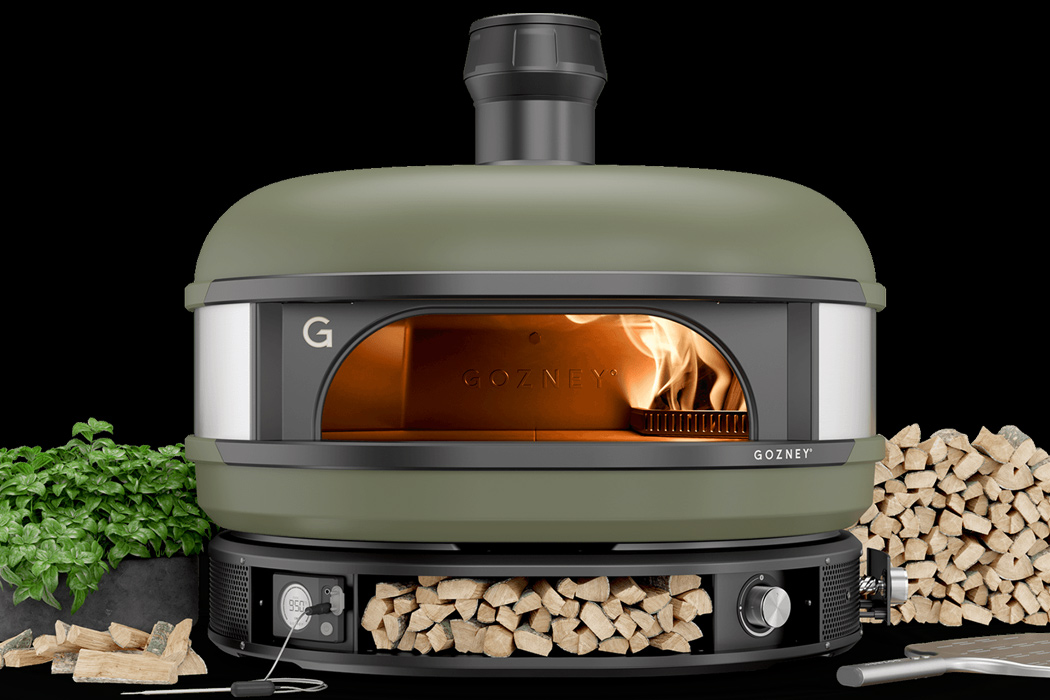 https://www.yankodesign.com/images/design_news/2020/10/wood-fired-outdoor-oven-with-digital-thermometer-steam-injector-is-tailor-made-for-pizza-lovers-backyard/Gozney-Dome-Oven_Outdoor-Oven_Yanko-Design_11.jpg