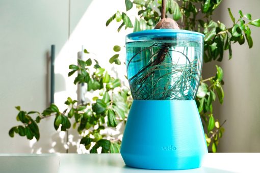 Grow plants without dirt in this Alexa-shaped, hydroponic planter