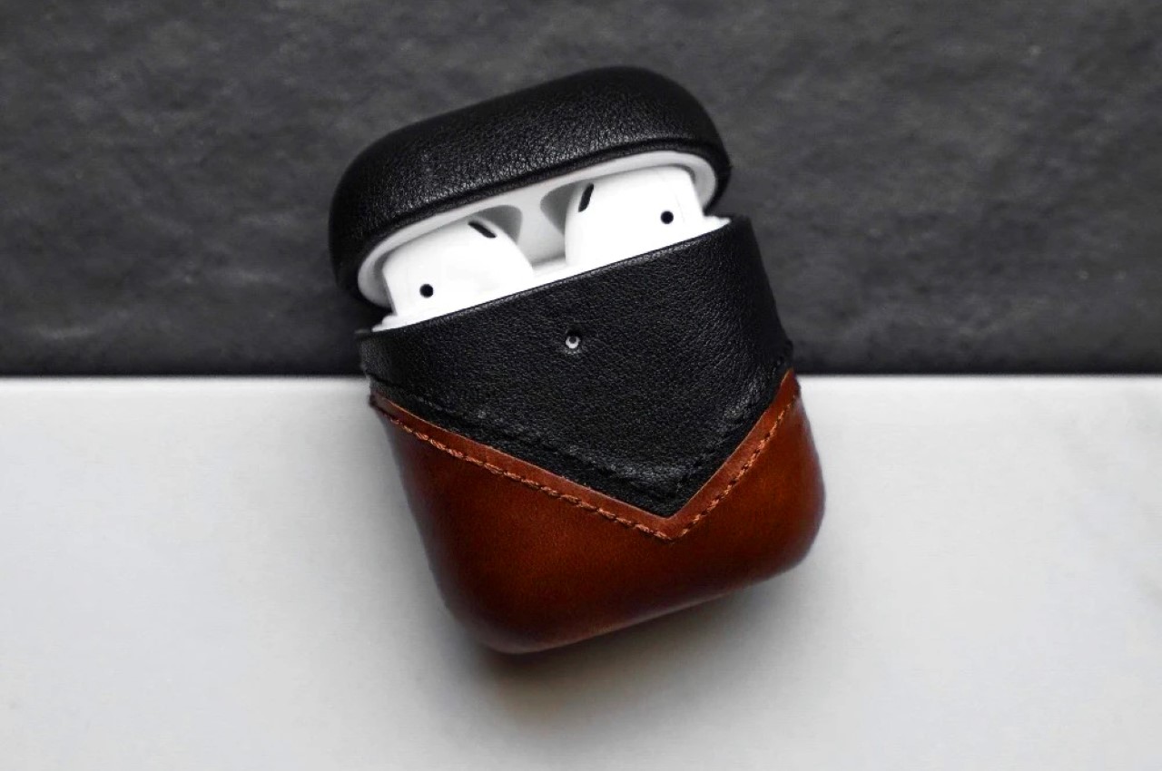 Leather AirPods Cases - TERRA – Bullstrap