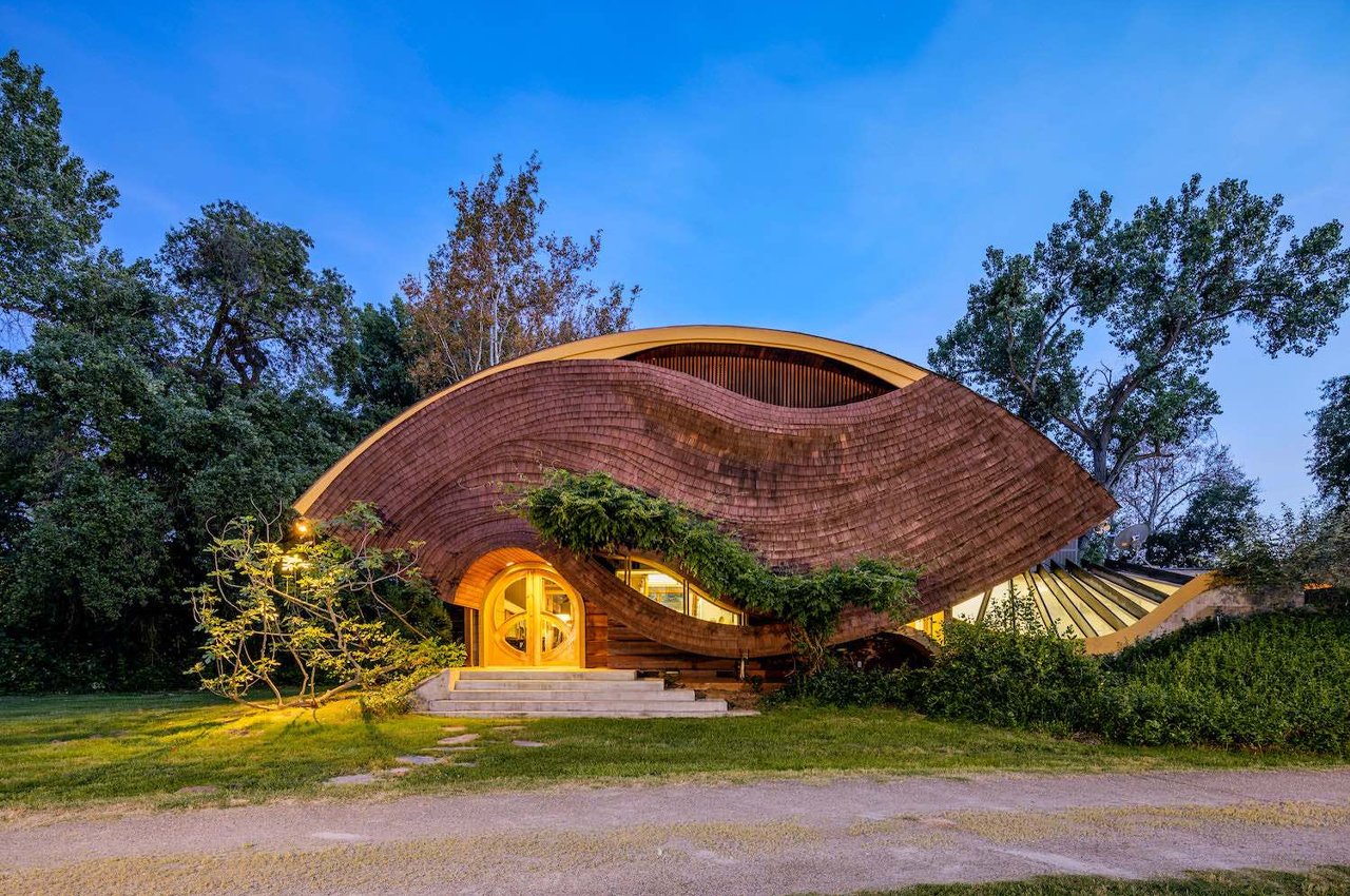 This Whimsical Home Designed By Arthur Dyson Is An Organic Structure Built To Celebrate Nature