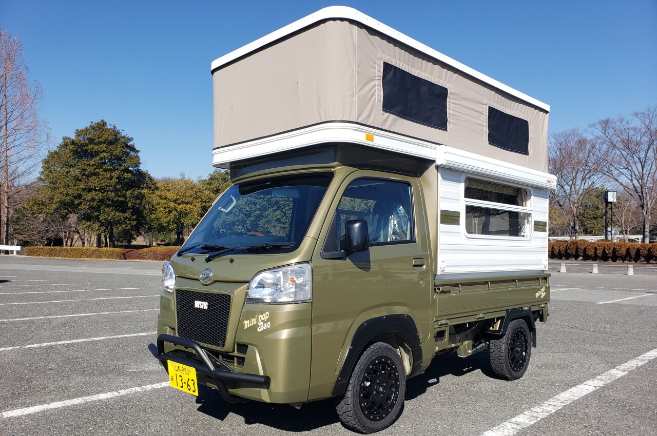 #Japanese manufacturer designs the perfect truck bed camper with pop-up roof for off-road family adventures