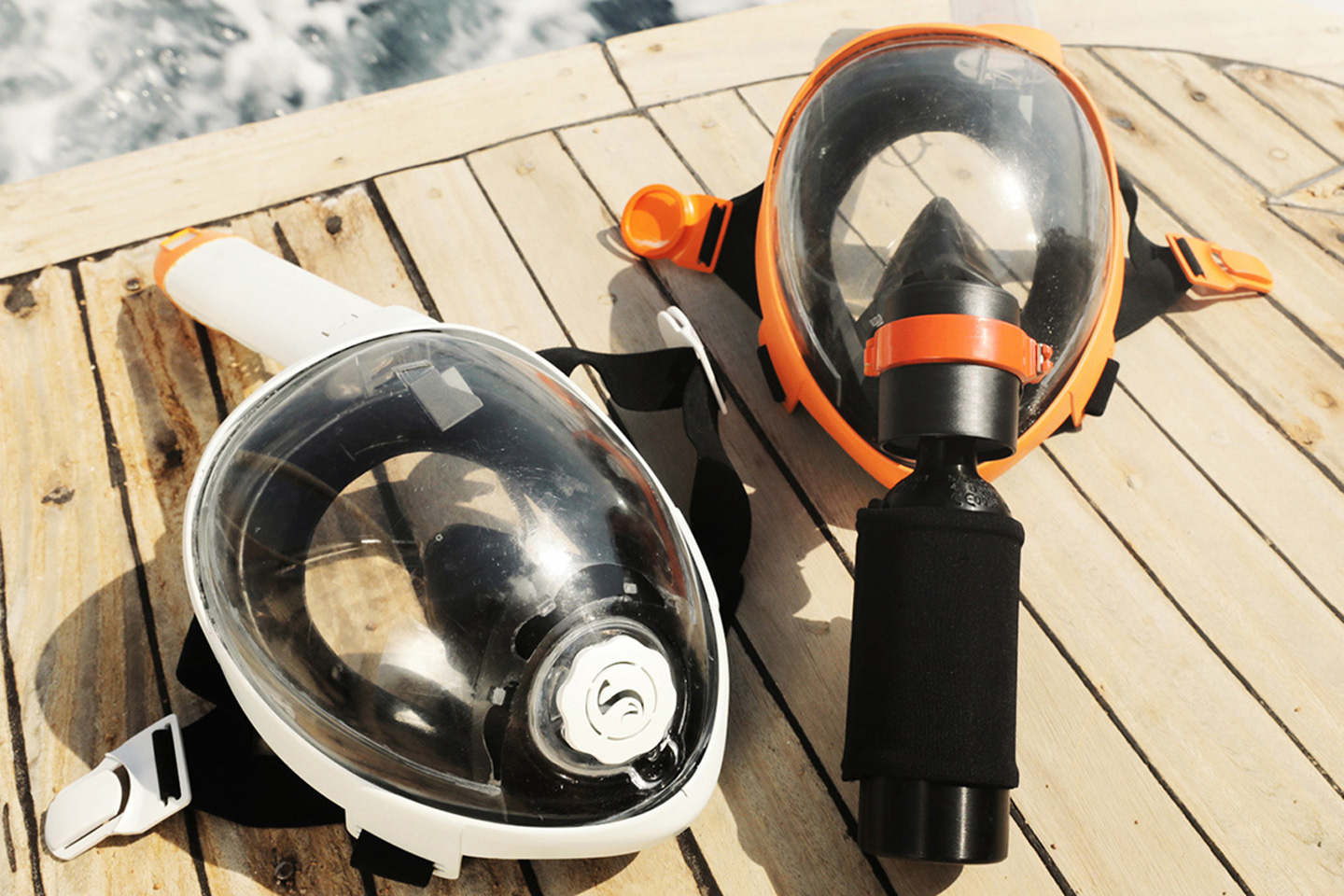 #Unique diving mask comes with its own submarine-inspired periscope to see above obstacles
