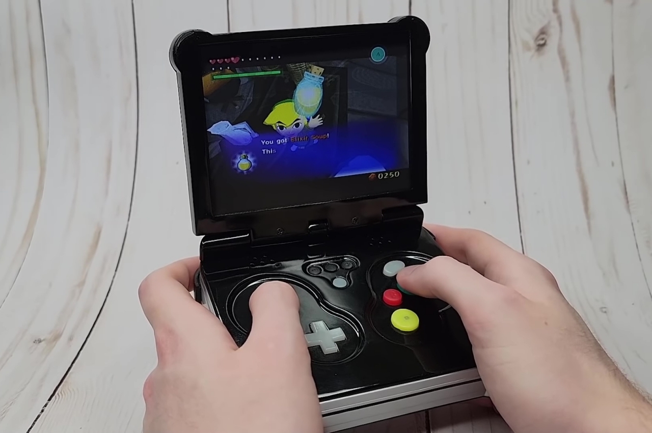 GameCube Advance brings a fantasy gaming handheld to life - Yanko Design