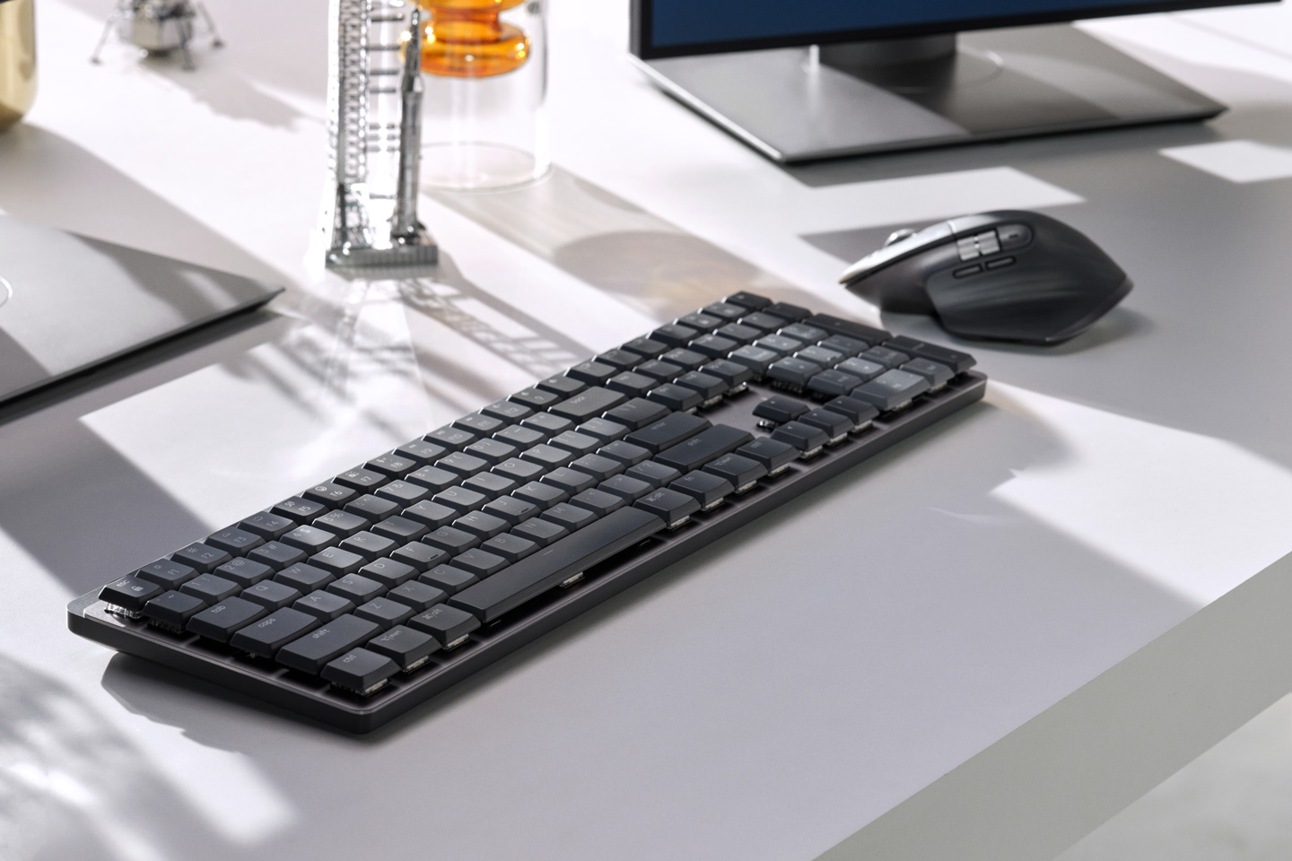 series a expands Yanko its new Keyboard - with and 3S the Design Mechanical Logitech Mouse MX Master