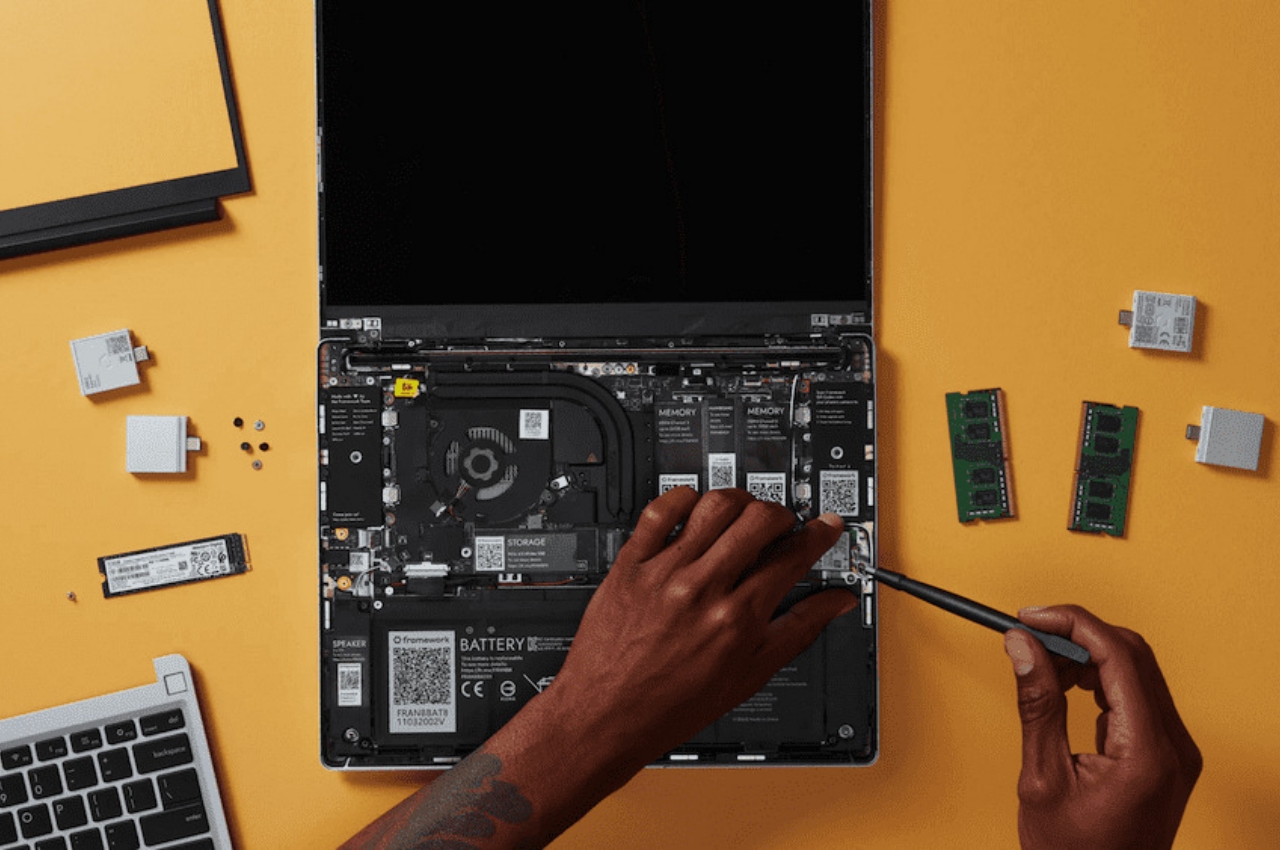 Framework's latest 13.5 inch laptop (and upgrade modules) comes