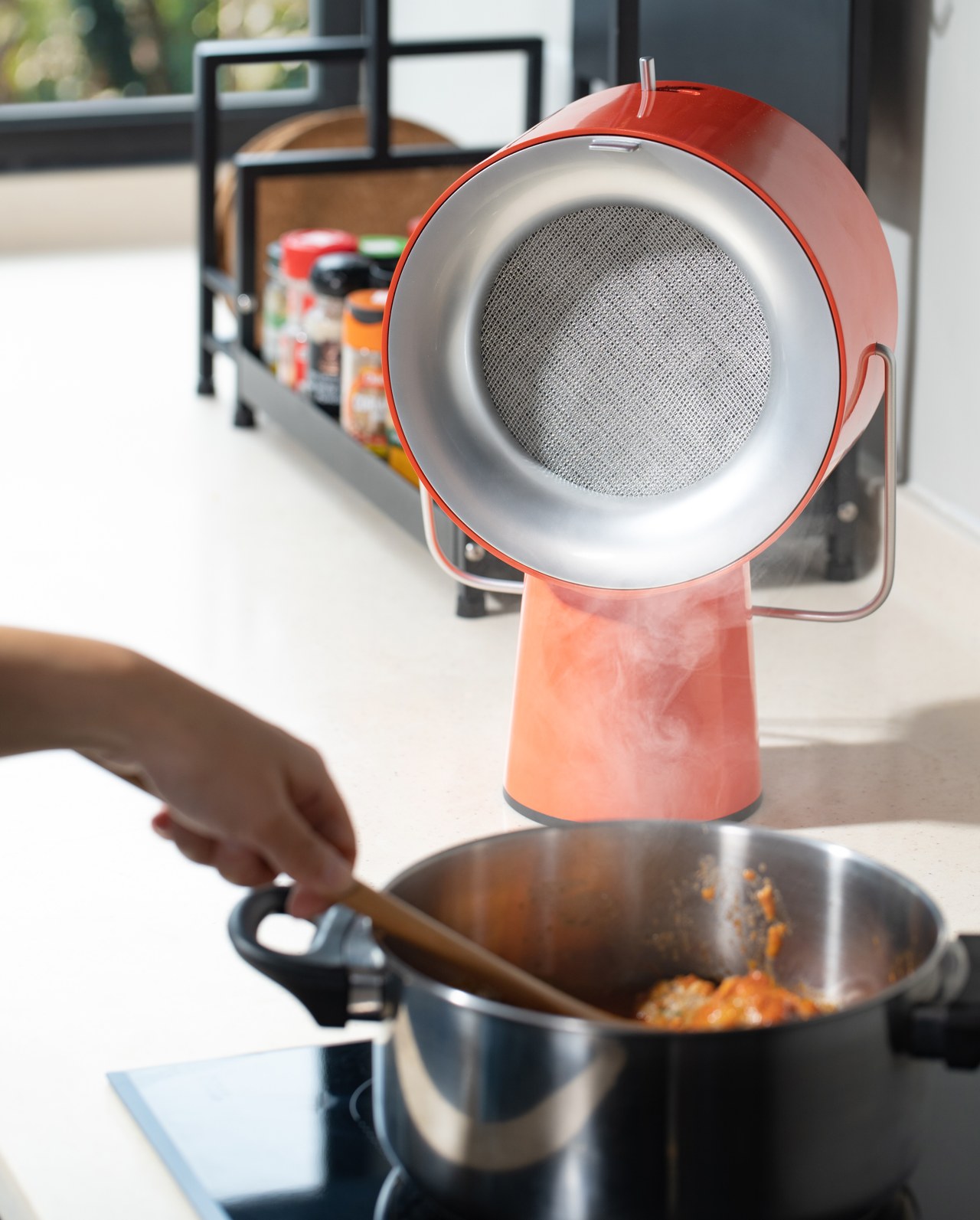 AirHood Wireless portable range hood reduces cooking odors and oil residue  from forming » Gadget Flow