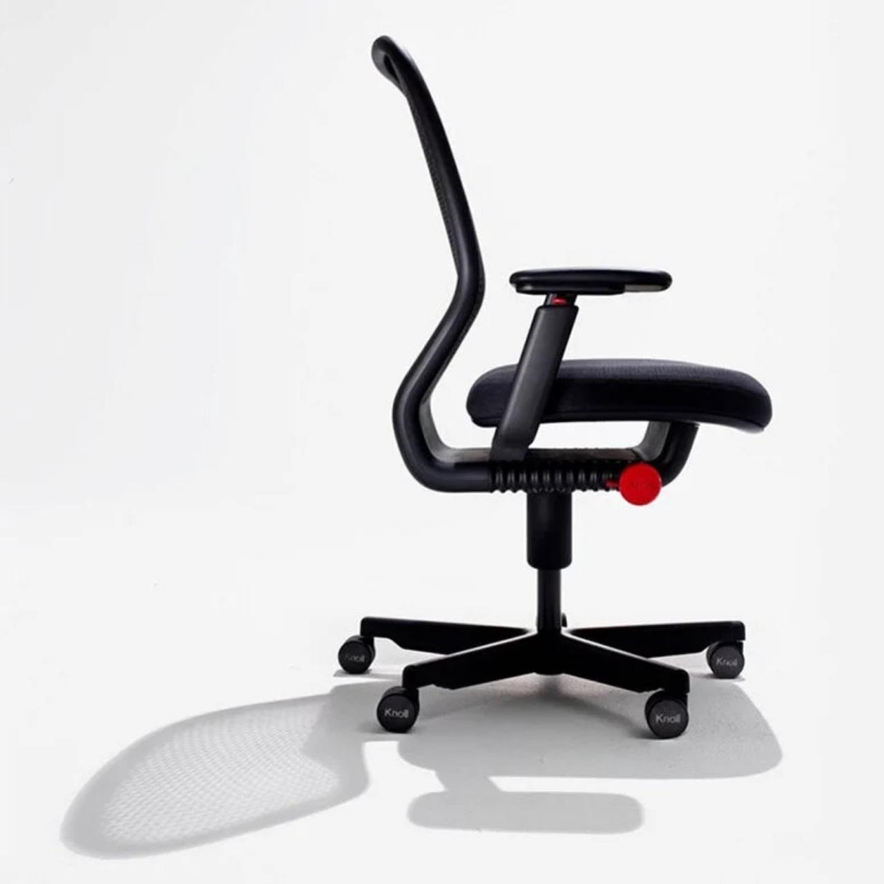 Ergonomic seat cushion is a doctor-designed lifeline for your lower back -  Yanko Design