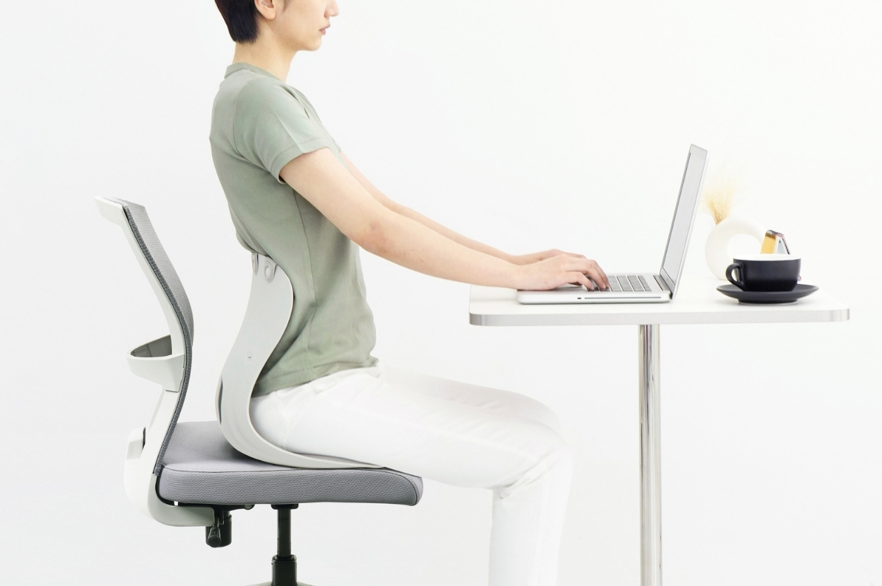 #Ergonomic chair support design will help correct your posture