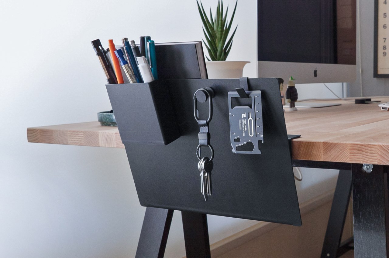 9 Best Desk Accessories For Staying Organized