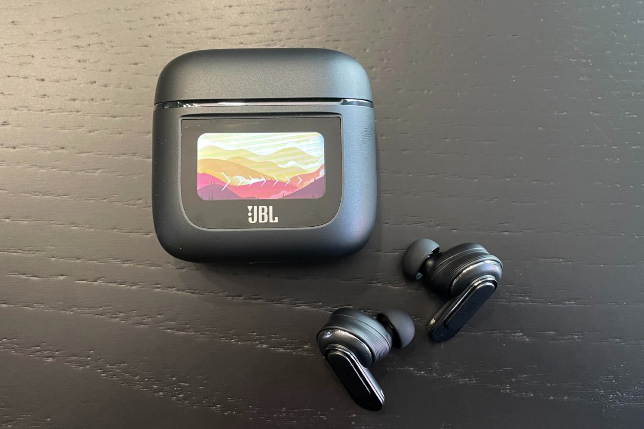 JBL's new earbuds have a case with touchscreen, because we don't