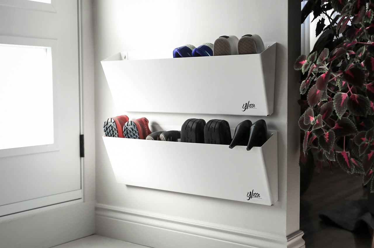 Minimalist wall-mounted shoe rack helps store footwear while ...