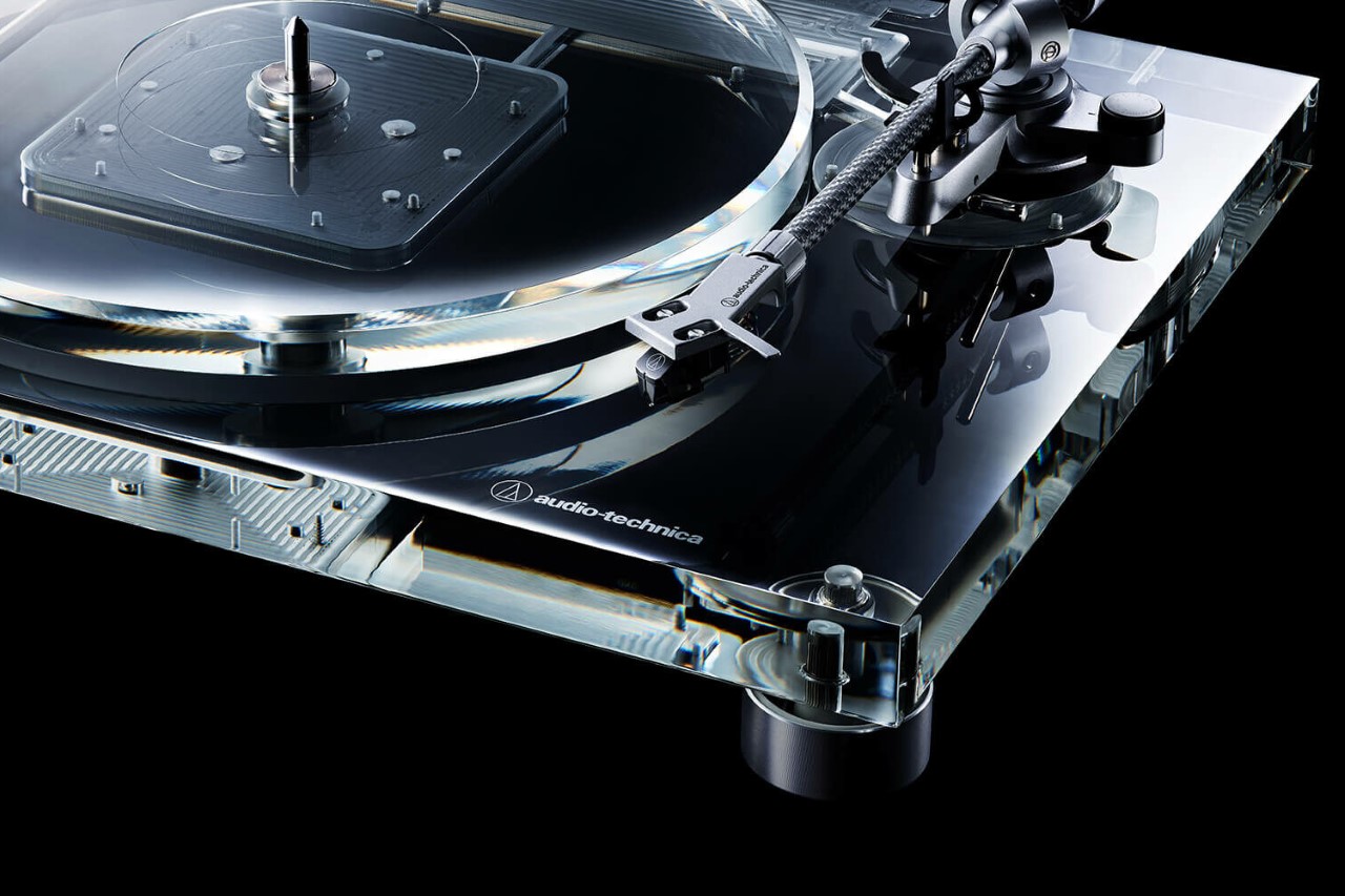 #Audio Technica just released a completely transparent turntable to mark the company’s 60th anniversary