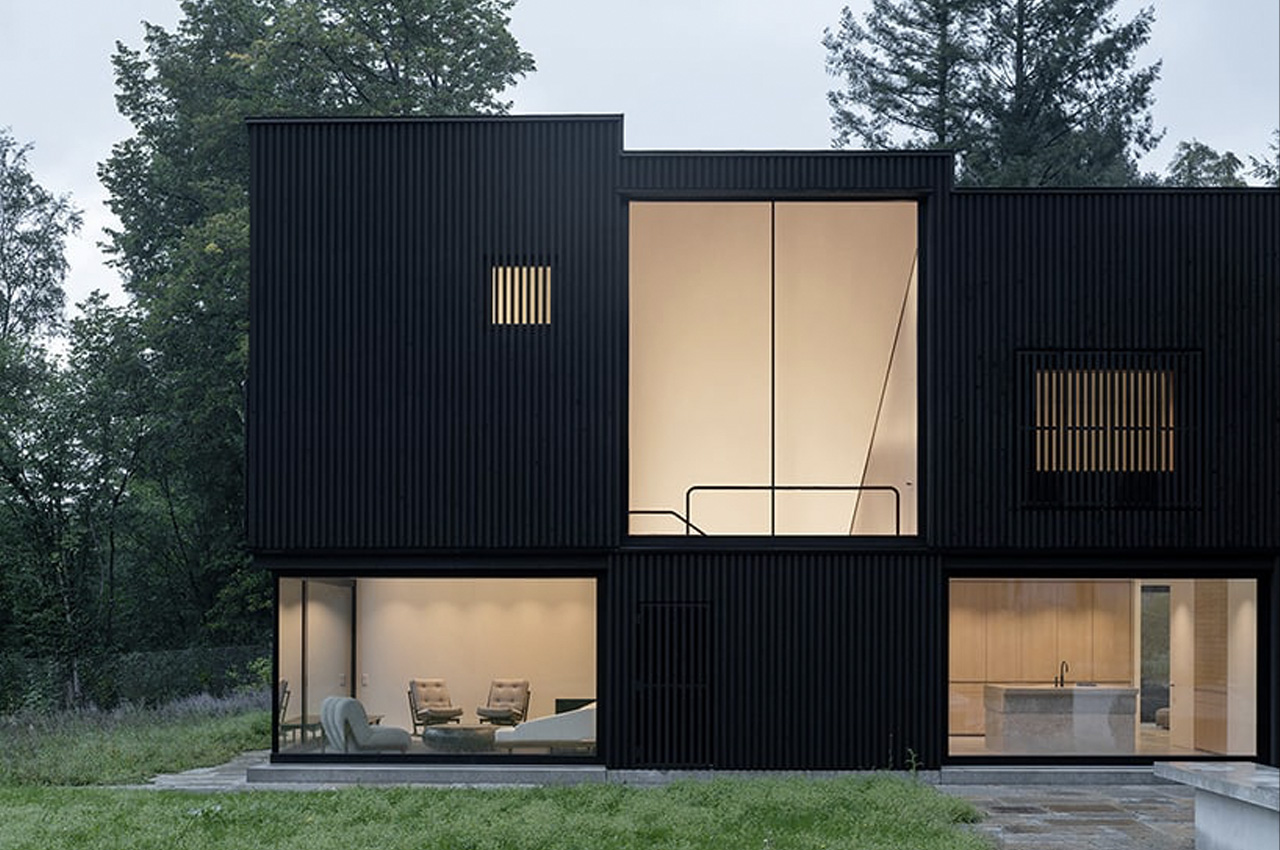 #This wooden home in Germany is a sustainable sculpture of wooden cubes