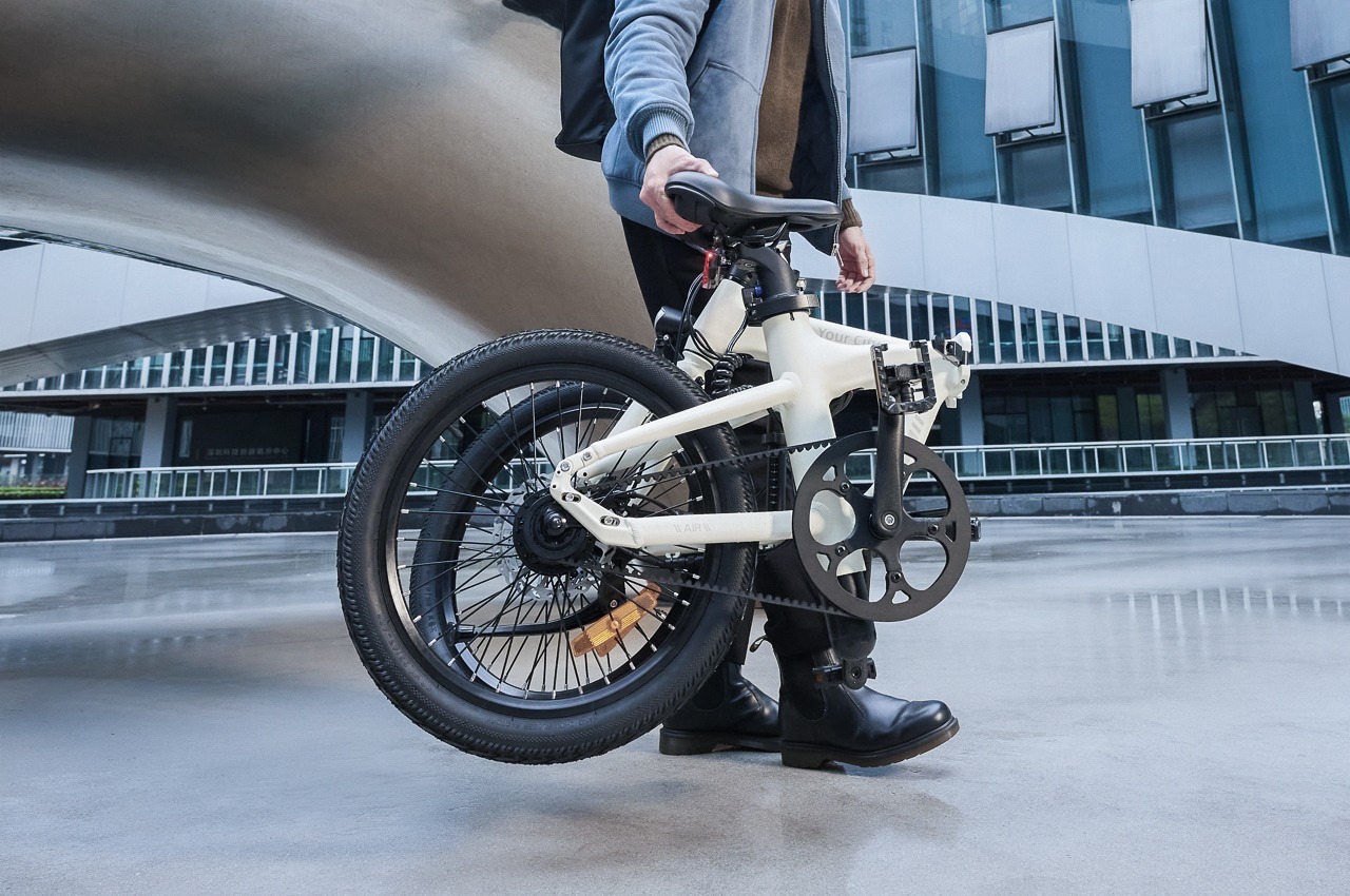#Ultra-portable and Low-maintenance Folding E-Bike makes your commutes smarter and more enjoyable