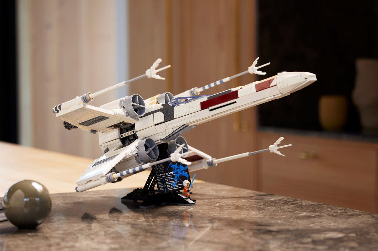 https://www.yankodesign.com/images/design_news/2023/04/lego-announces-intricately-designed-x-wing-starfighter-just-in-time-for-star-wars-day-2023/LEGO-X-Wing-Starfighter-set-3.jpg