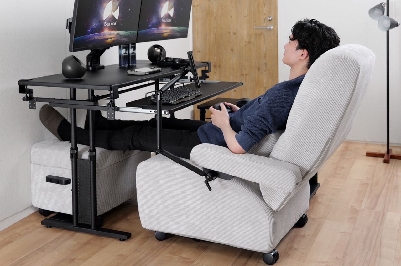 Laptop Office Chair, Leg Rest - The Laptop Chair, Step into the future