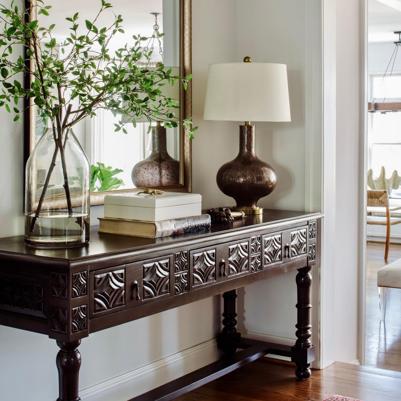 Silver Home Decor: 7 Silver Decor Items To Make Your Home Look Like A  Million Bucks