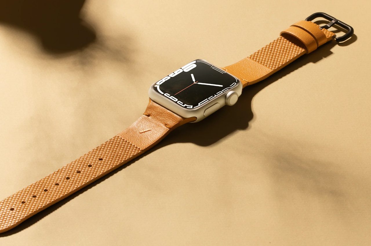 Native Union's Sleek (Re)Classic Apple Watch Bands Are Made of Plant-Based  Leather - Yanko Design
