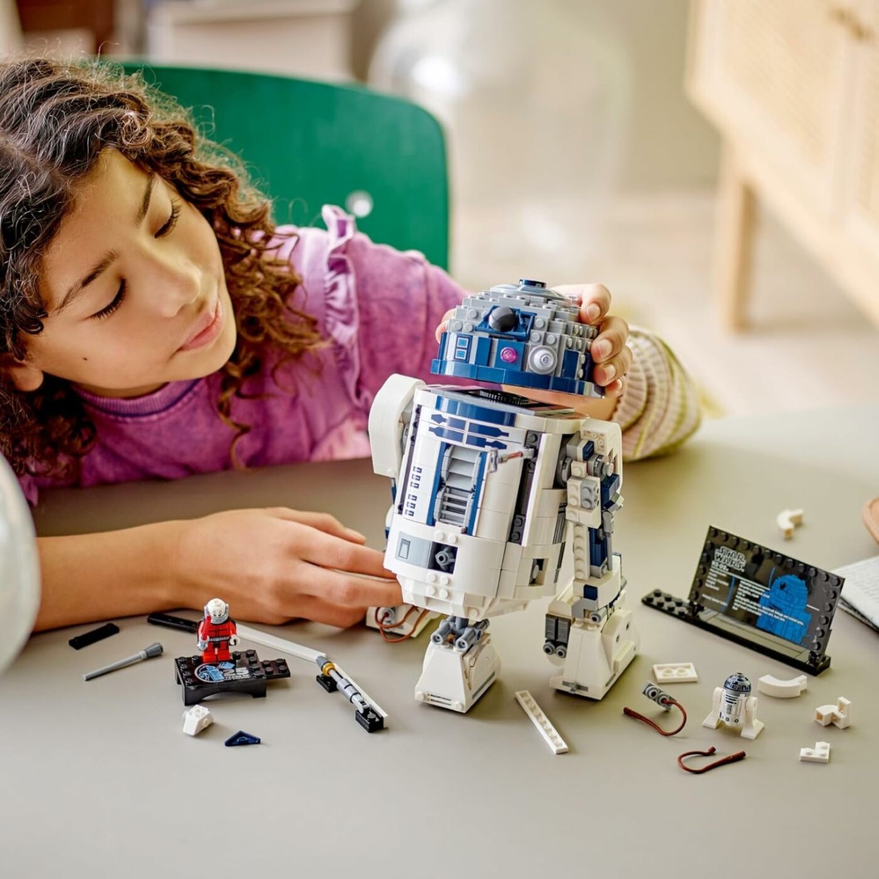 We Build the LEGO R2-D2, a Challenging Build with an Adorable