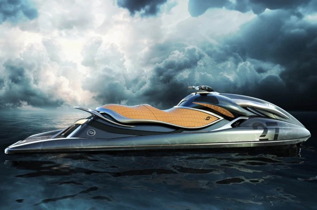 #Batman-inspired Maverick GT Stormy Knight redefines luxury and sustainable maritime adventures