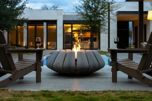 Innovative Sunflower-shaped Modular Concrete Fire Pit Redefines Outdoor Elegance