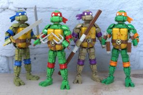 LEGO Teenage Mutant Ninja Turtles figurines are fully articulated and can eat pizzas and fight crime