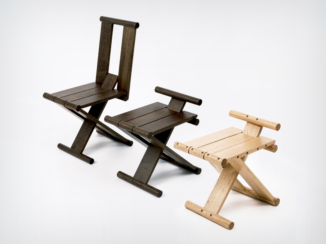 A Golf Bench and Chair Combines Sustainable Craftsmanship and Stylish, Ergonomic Comfort