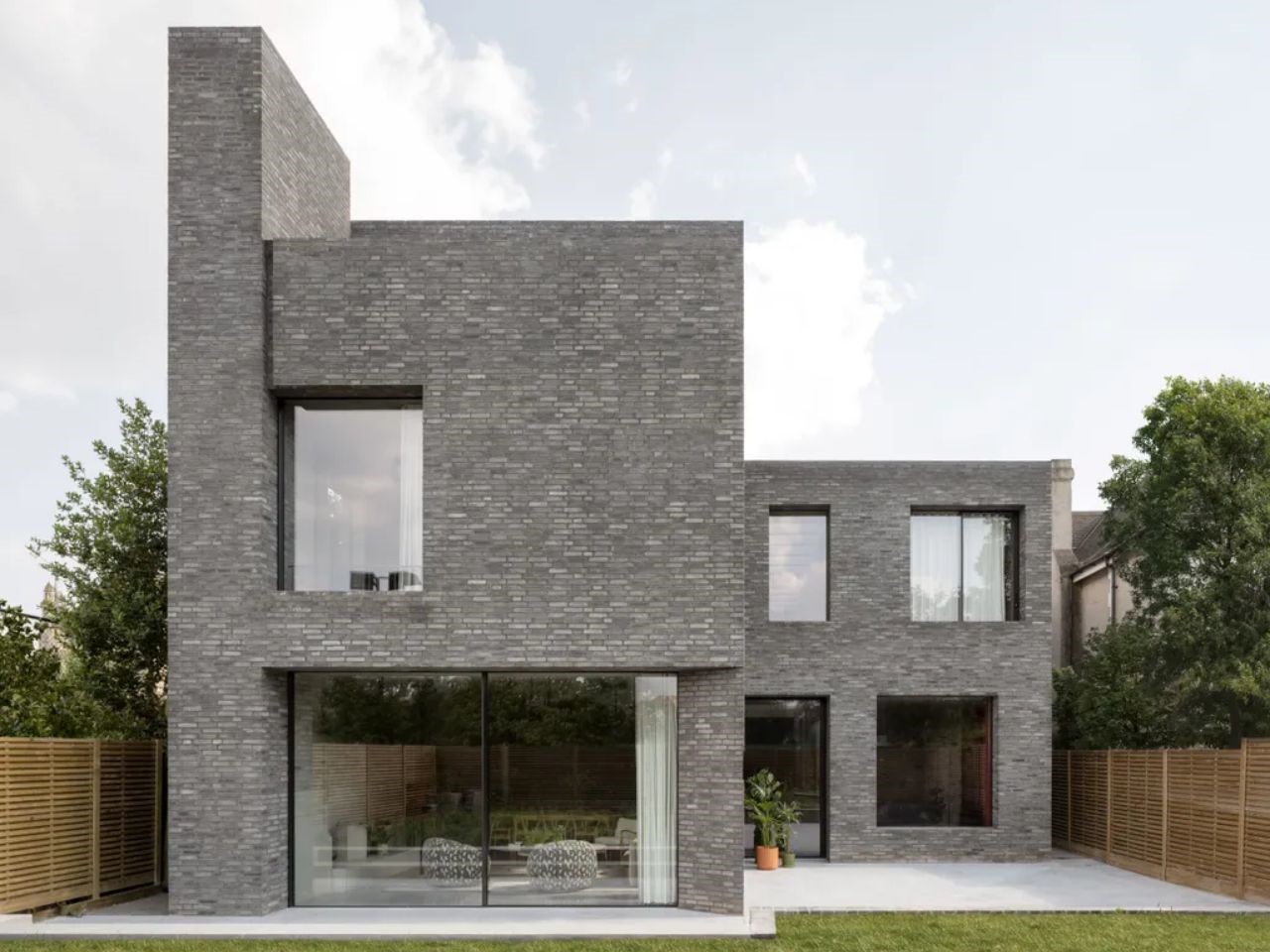 Architects ‘McLaren Excell’ Transform 1970s Wimbledon Home Into a Bold, Modern Brick Masterpiece